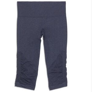 lululemon In The Flow Crop In Heathered Deep Navy